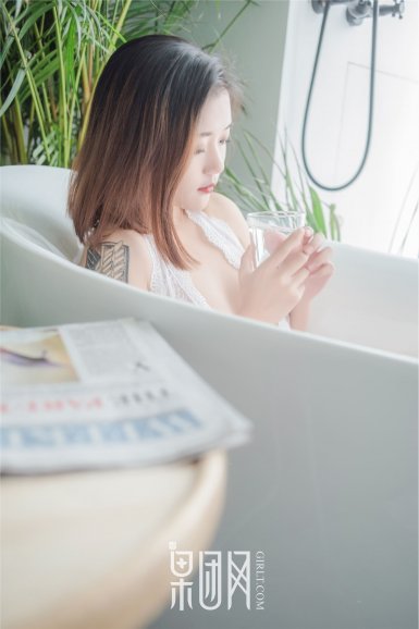 《星战9》提前场1300万不及《星战7》 “祖国”票房终破30亿“完美竞技平台”(图2) 完美世界竞技平台官网下载电脑版